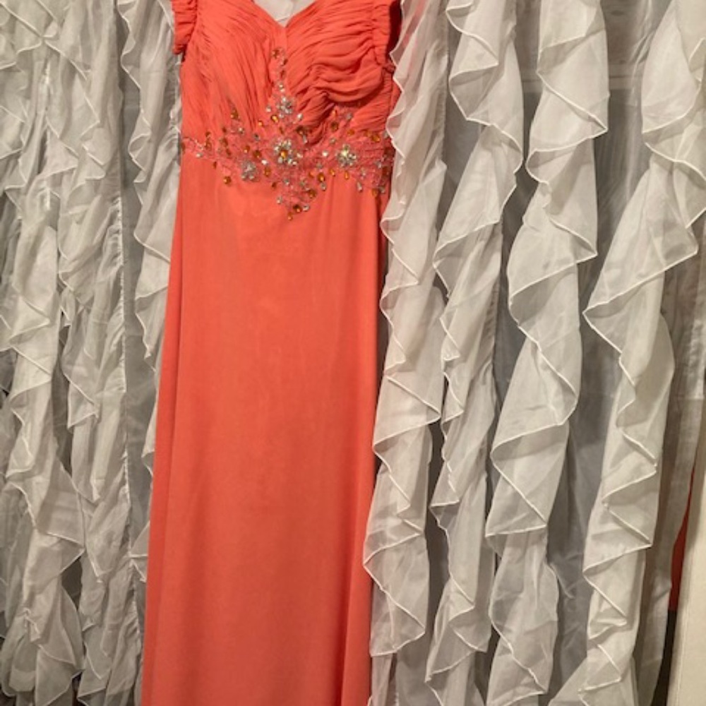 Prom/brides maids dress